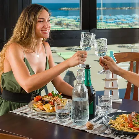 Teti 3* بيلاريا-إيجيا مارينا