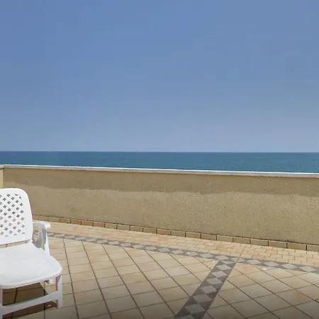 Teti فندق بيلاريا-إيجيا مارينا