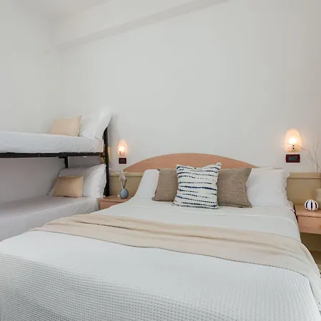 Hotel Teti