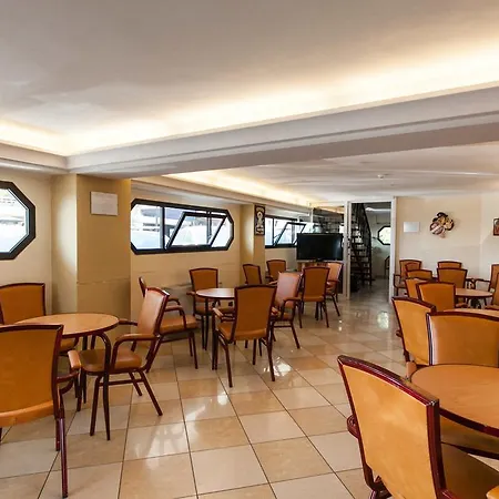 Hotel Teti 3*